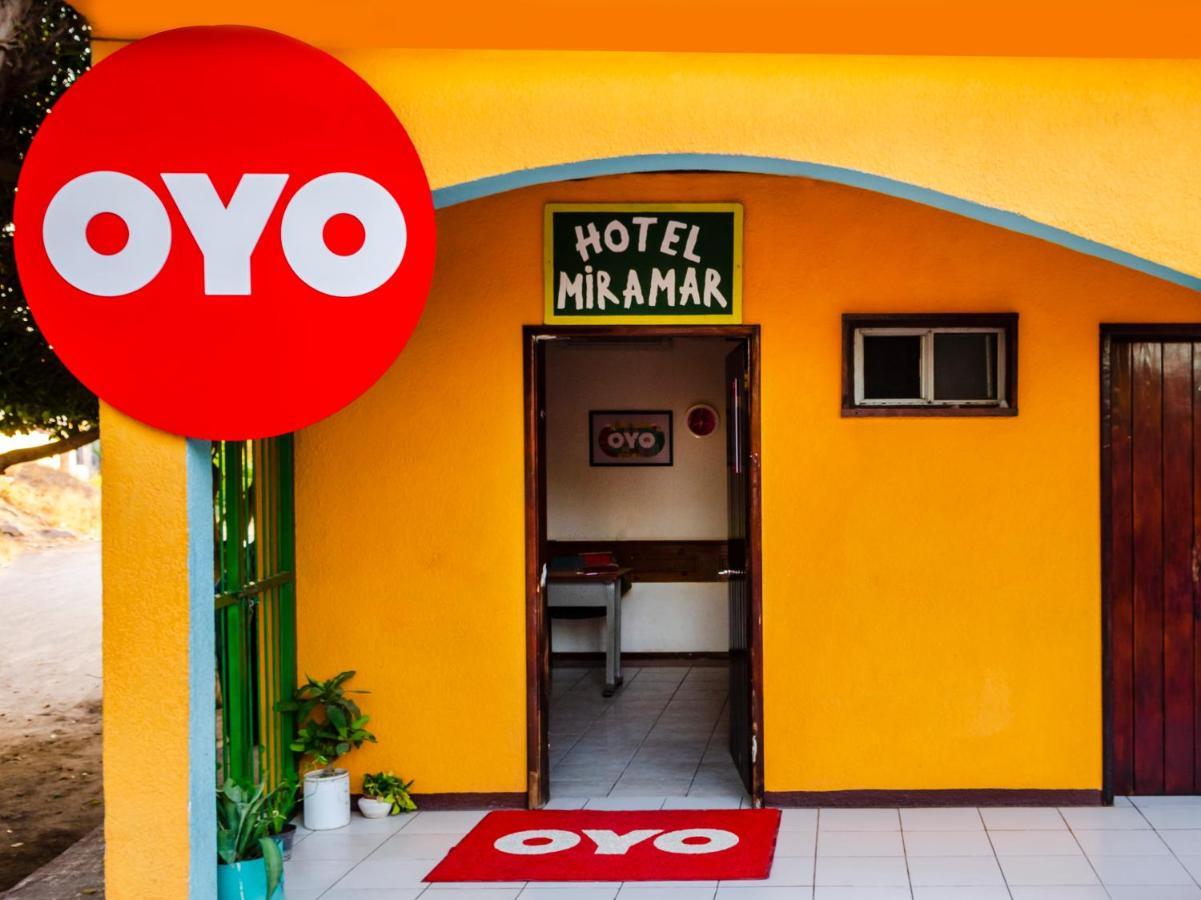 Oyo Hotel Miramar, Loreto Лорето Екстериор снимка