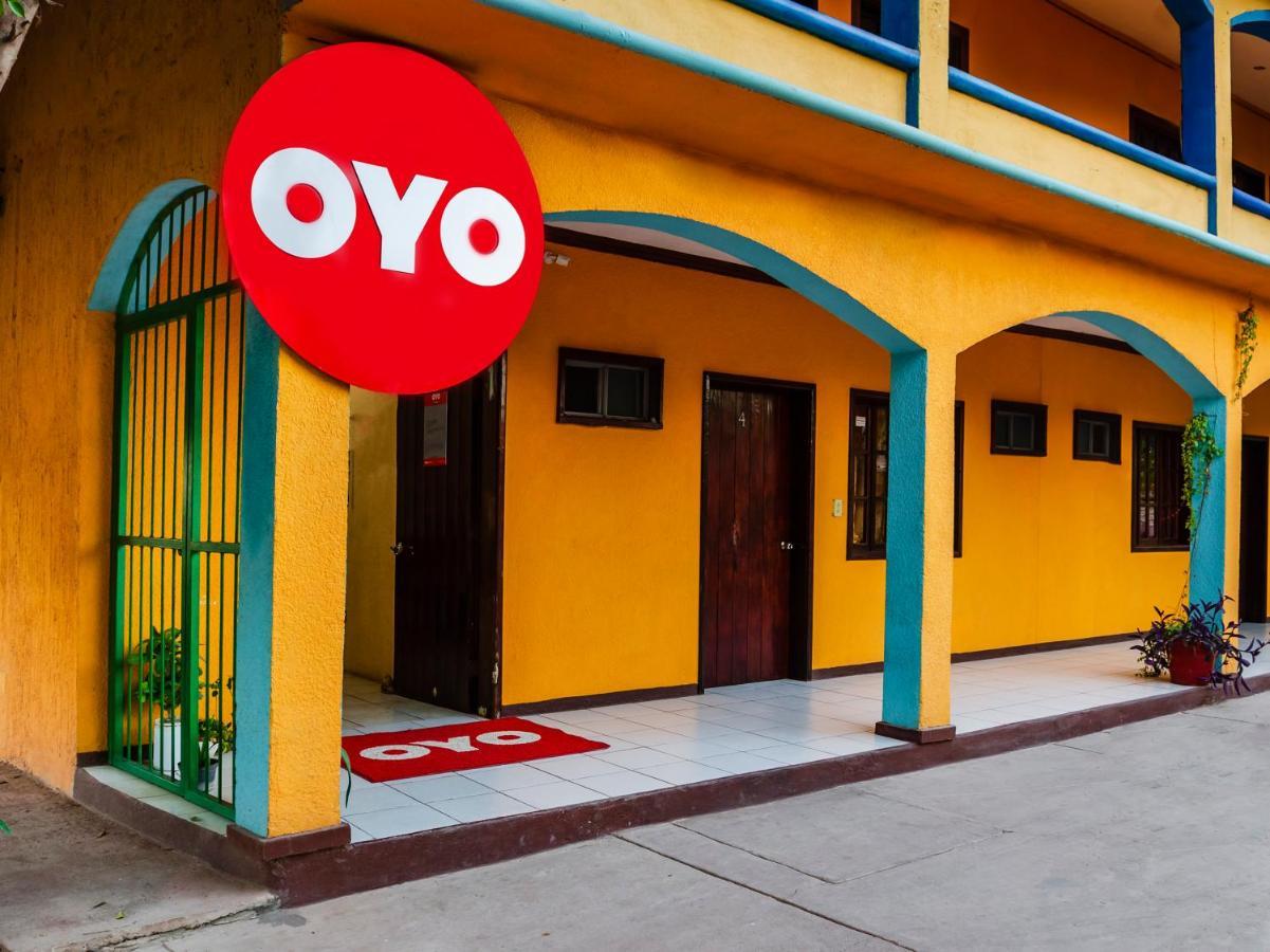 Oyo Hotel Miramar, Loreto Лорето Екстериор снимка