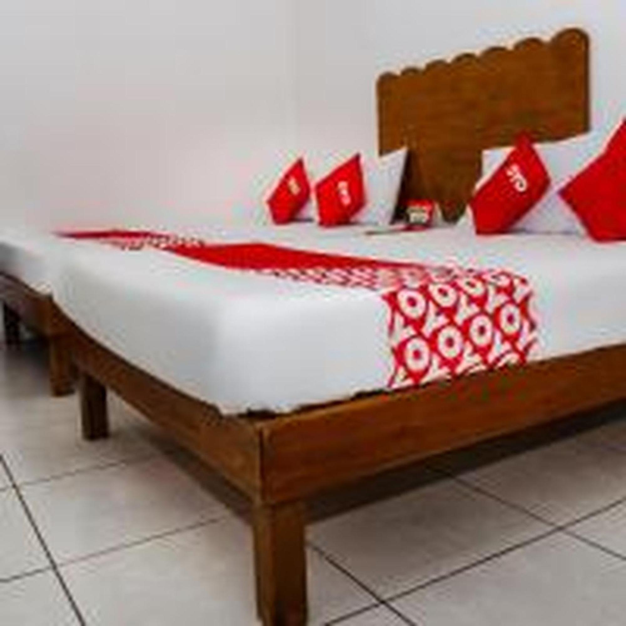 Oyo Hotel Miramar, Loreto Лорето Екстериор снимка
