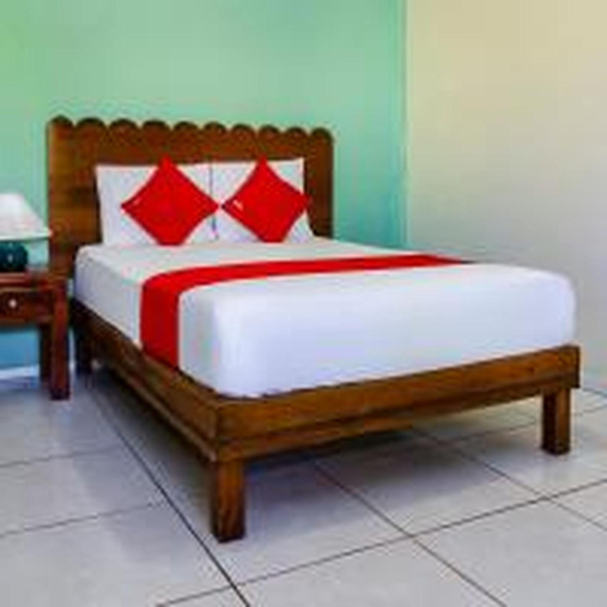 Oyo Hotel Miramar, Loreto Лорето Екстериор снимка